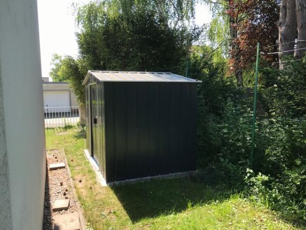 die neue Gartenhtte